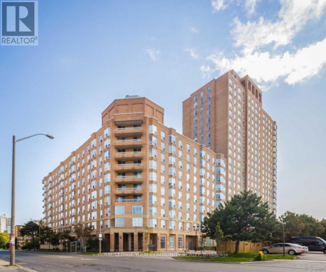 714 11 Thorncliffe Pk Dr, Toronto, ON M4H 1P3