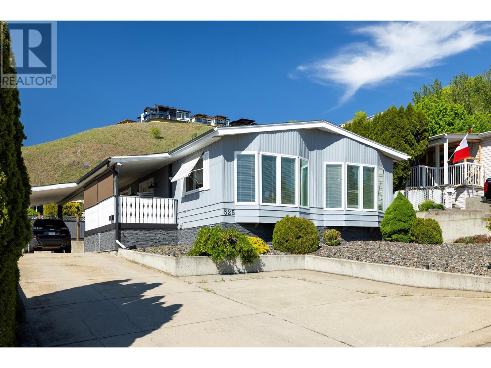 525 Guildford Ct, Coldstream, BC V1B 2E3