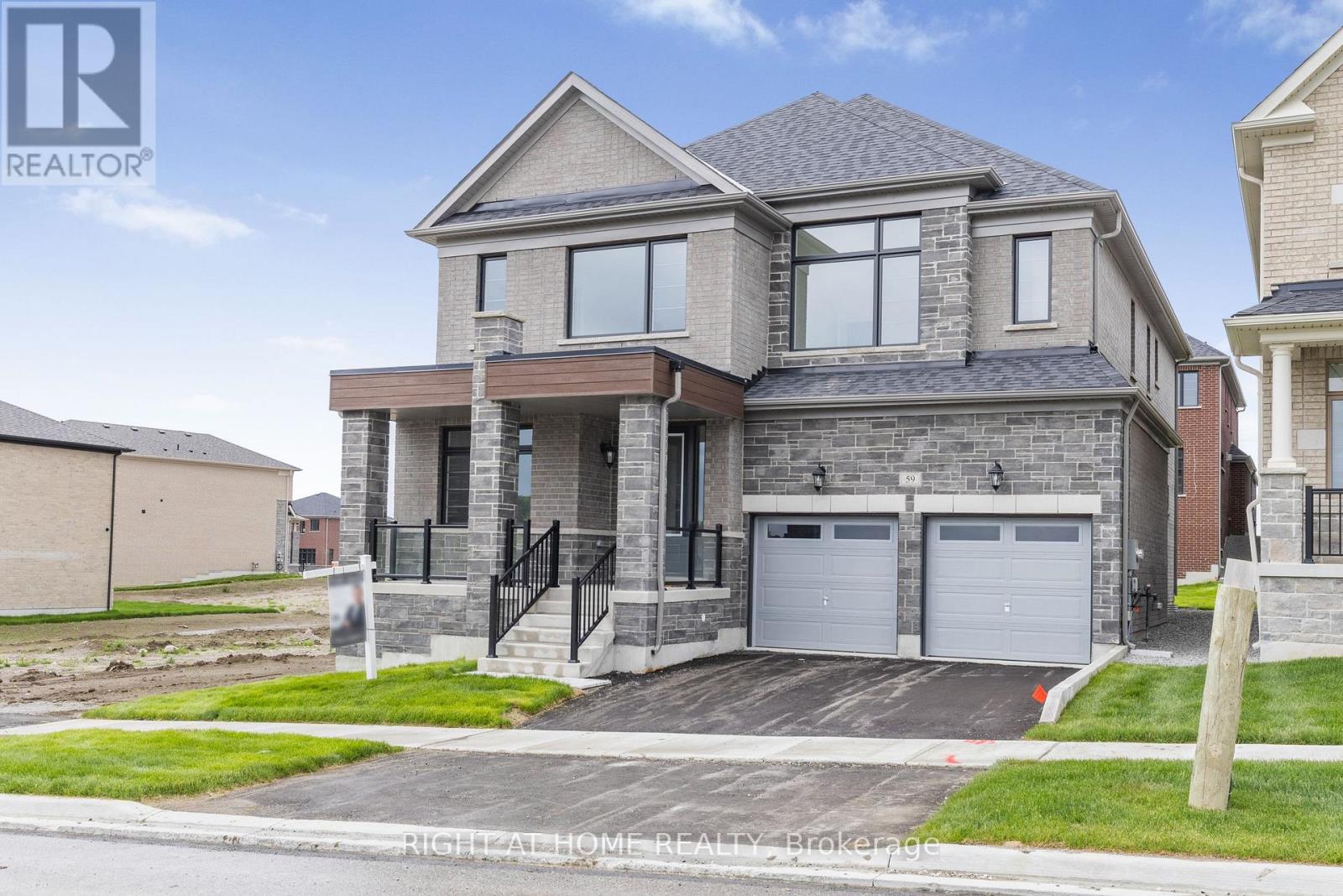 59 Cunningham Dr, Bradford West Gwillimbury Bond Head, ON L0G 1B0