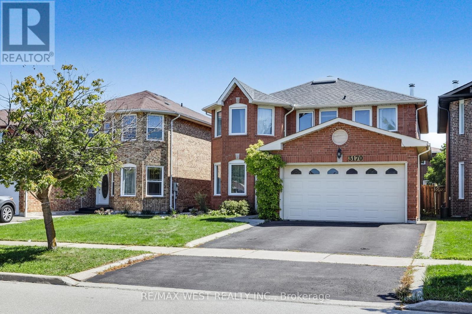 3170 Avalon Dr, Mississauga, ON L5N 5P4