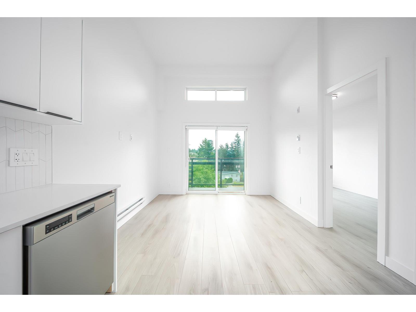 10616 132 Street Unit 509, Surrey, BC V3T 0T3