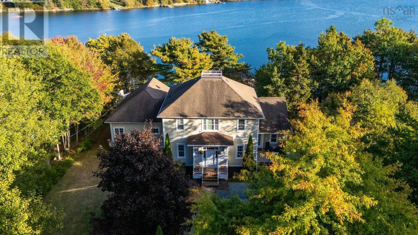 6 Oakland Point Ln, Head Of St. Margarets Bay, NS B3Z 2H6