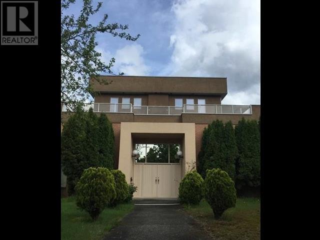 7498 Cariboo Rd, Burnaby, BC V3N 4A7