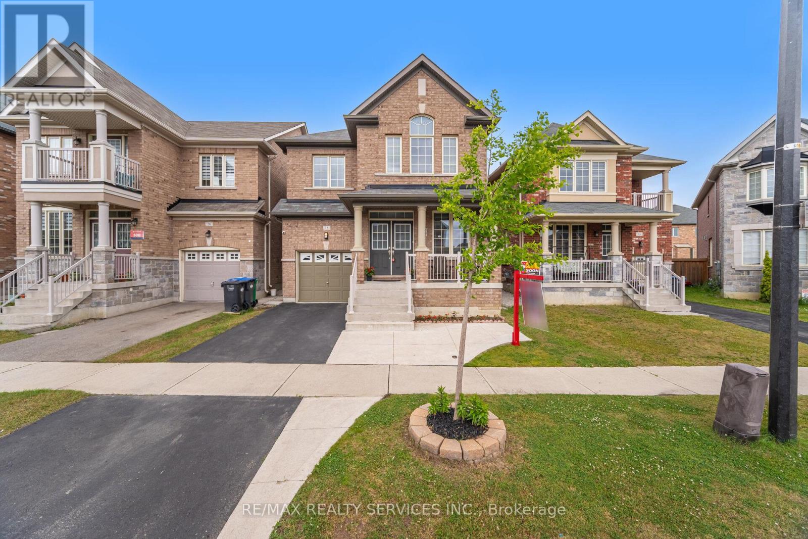 18 Spokanne St, Brampton Sandringham-wellington North, ON L6R 4A2