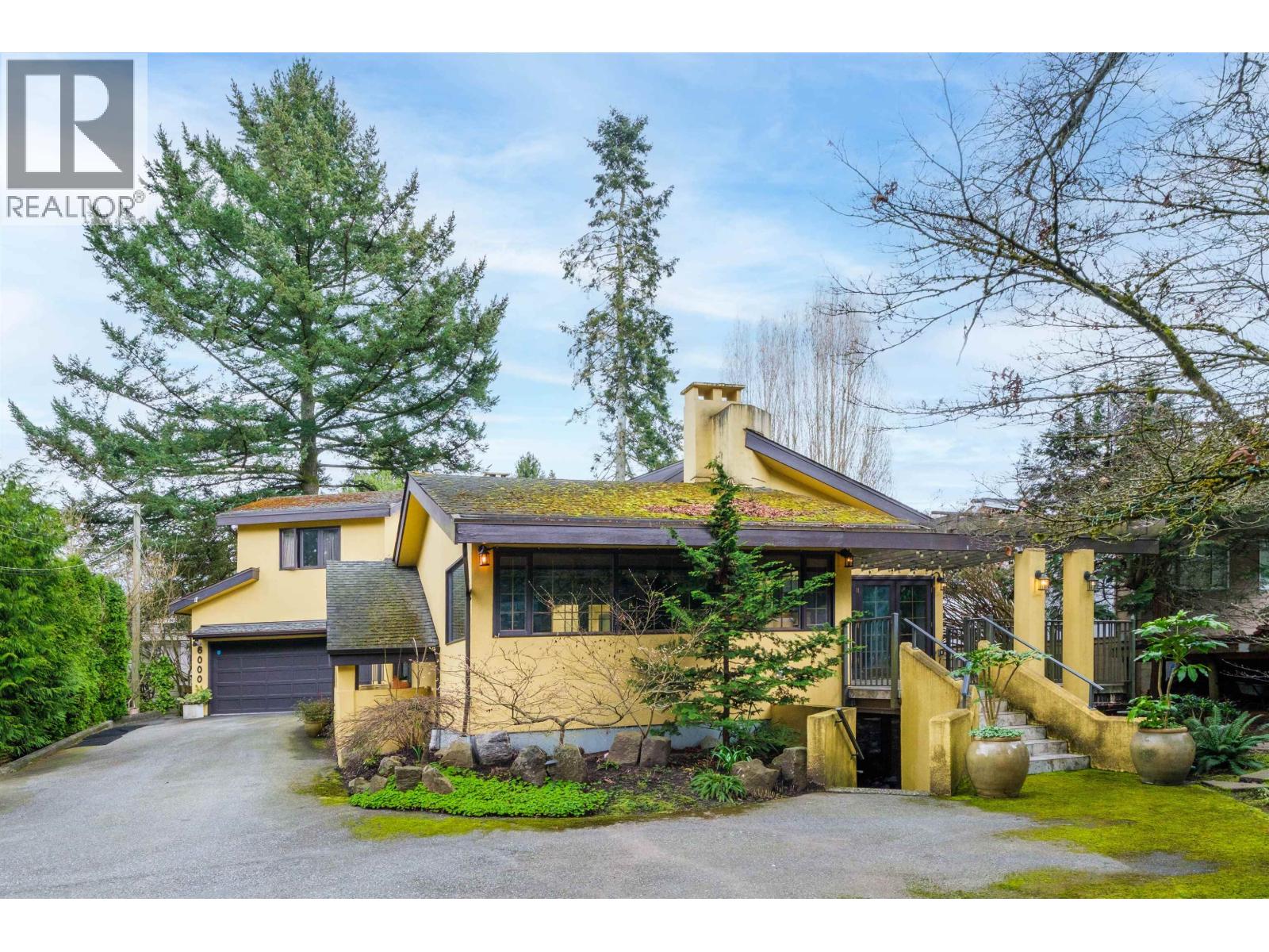 6000 Buckingham Ave, Burnaby, BC V5E 2A4