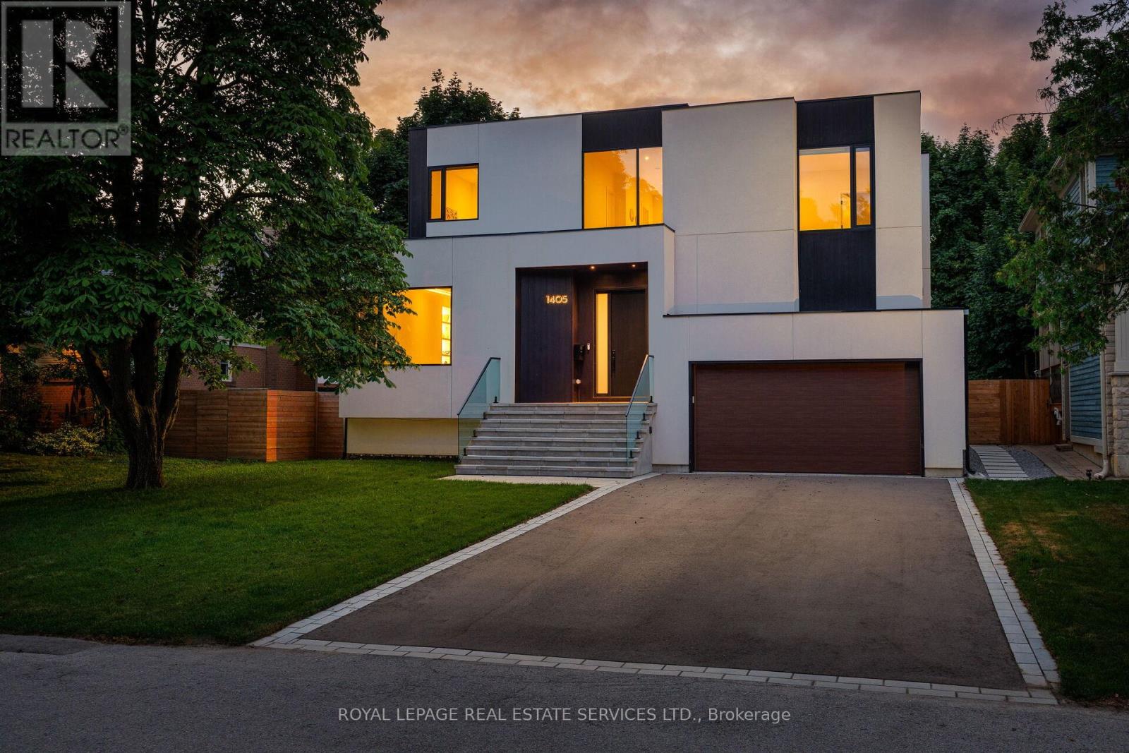 1405 Acton Cres, Oakville, ON L6J 2S6