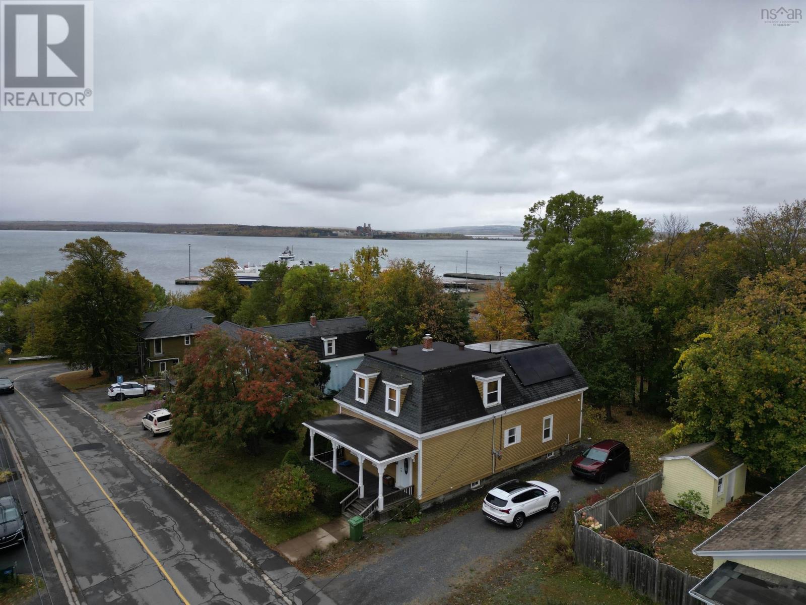 89 Welsford St, Pictou, NS B0K 1H0