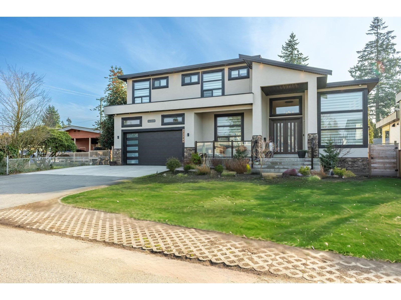 32248 Autumn Ave, Abbotsford, BC V2T 1P3