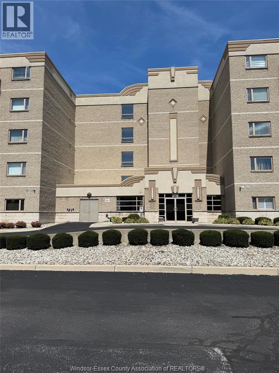 200 Manning Unit 202, Tecumseh, ON N8N 0A8