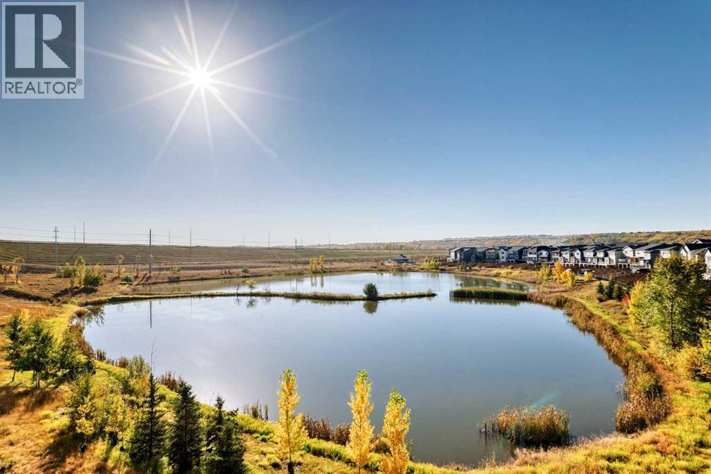 42 Cranbrook Gardens Se Unit 1305, Calgary, AB T3M 3N9