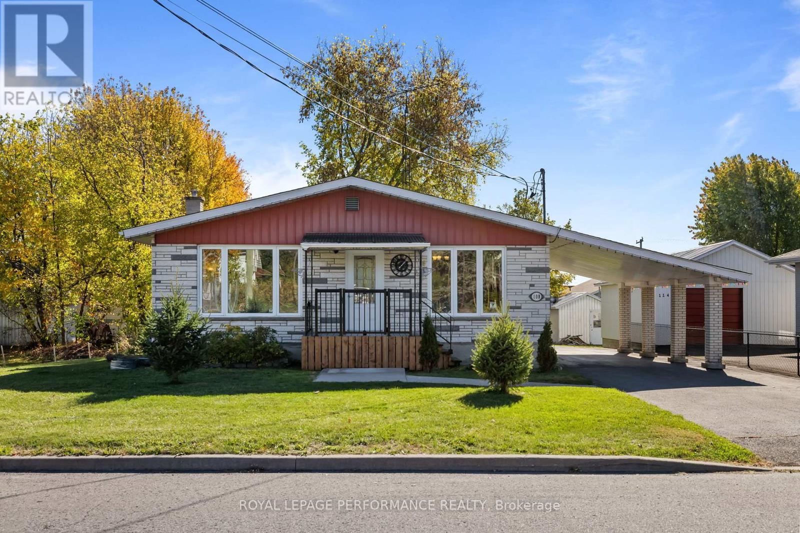 108 Elgin St W, North Glengarry, ON K0C 1A0