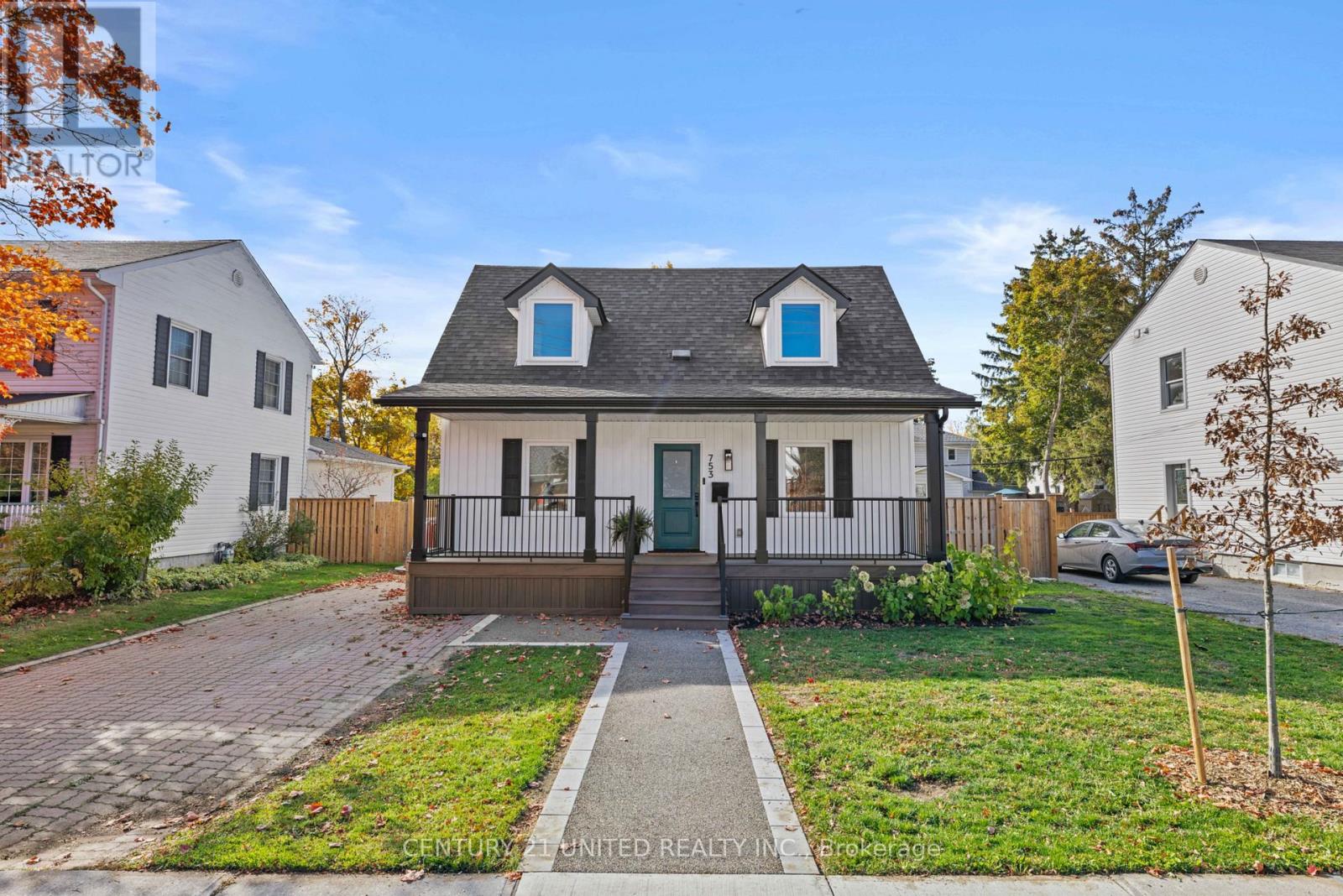753 Chesterfield Ave Ward 5 Ave, Peterborough, ON K9H 4Y1