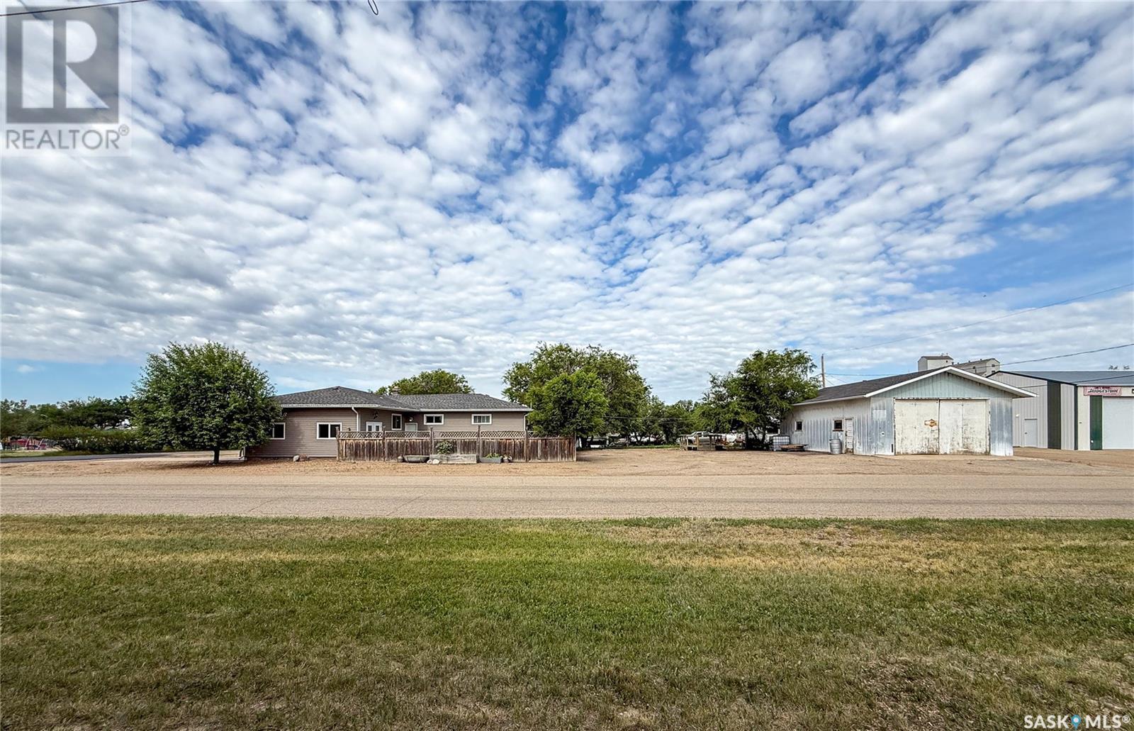 2nd Avenue E Unit 223, Frontier, SK S0N 0W0