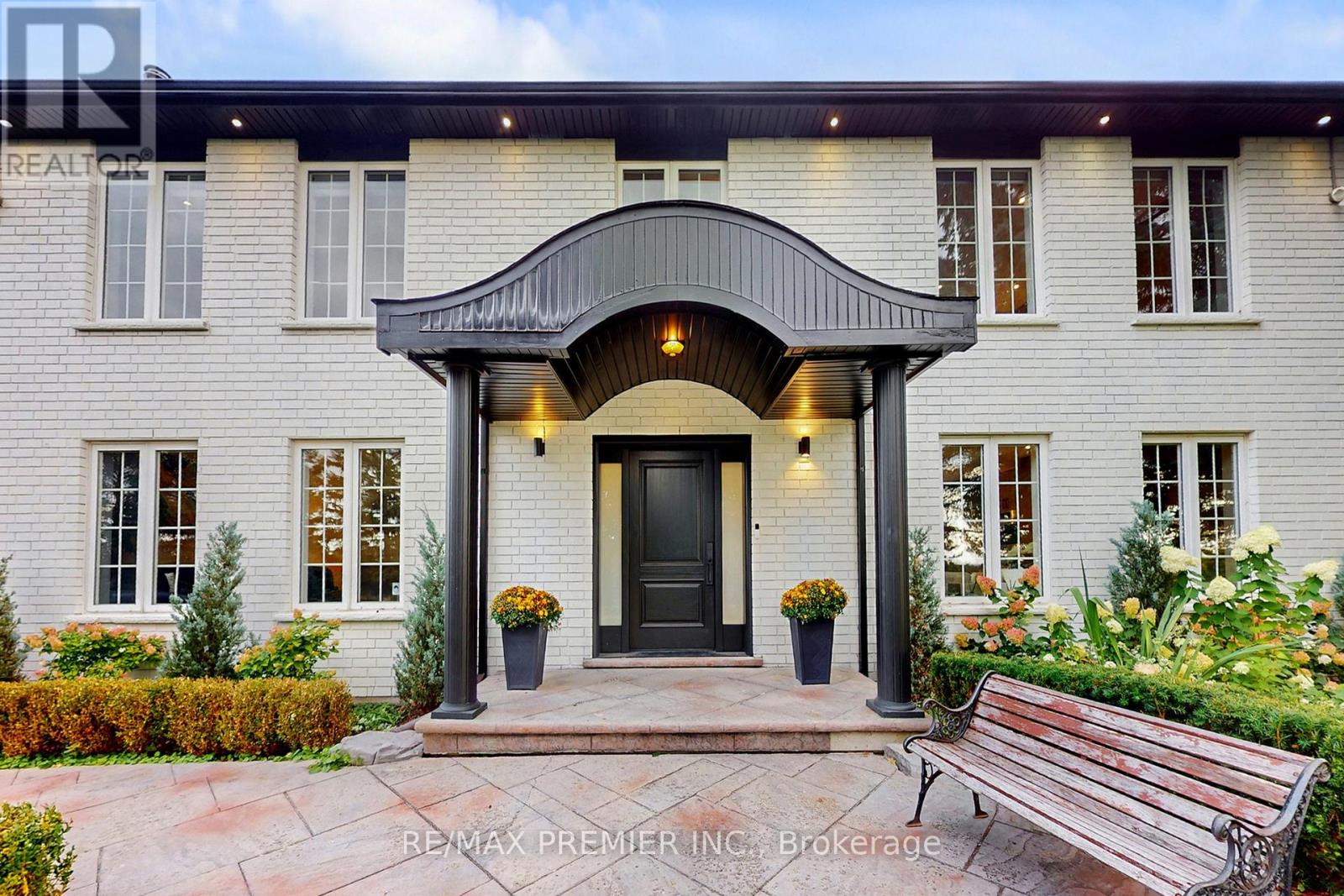 17265 Weston Rd, King, ON L0G 1J0