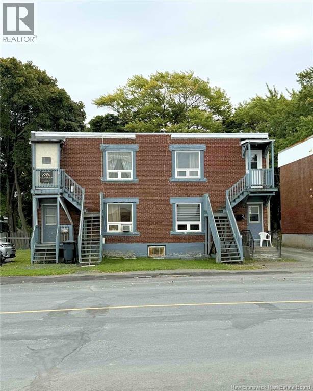 20-30 Water St, Campbellton, NB E3N 1A7