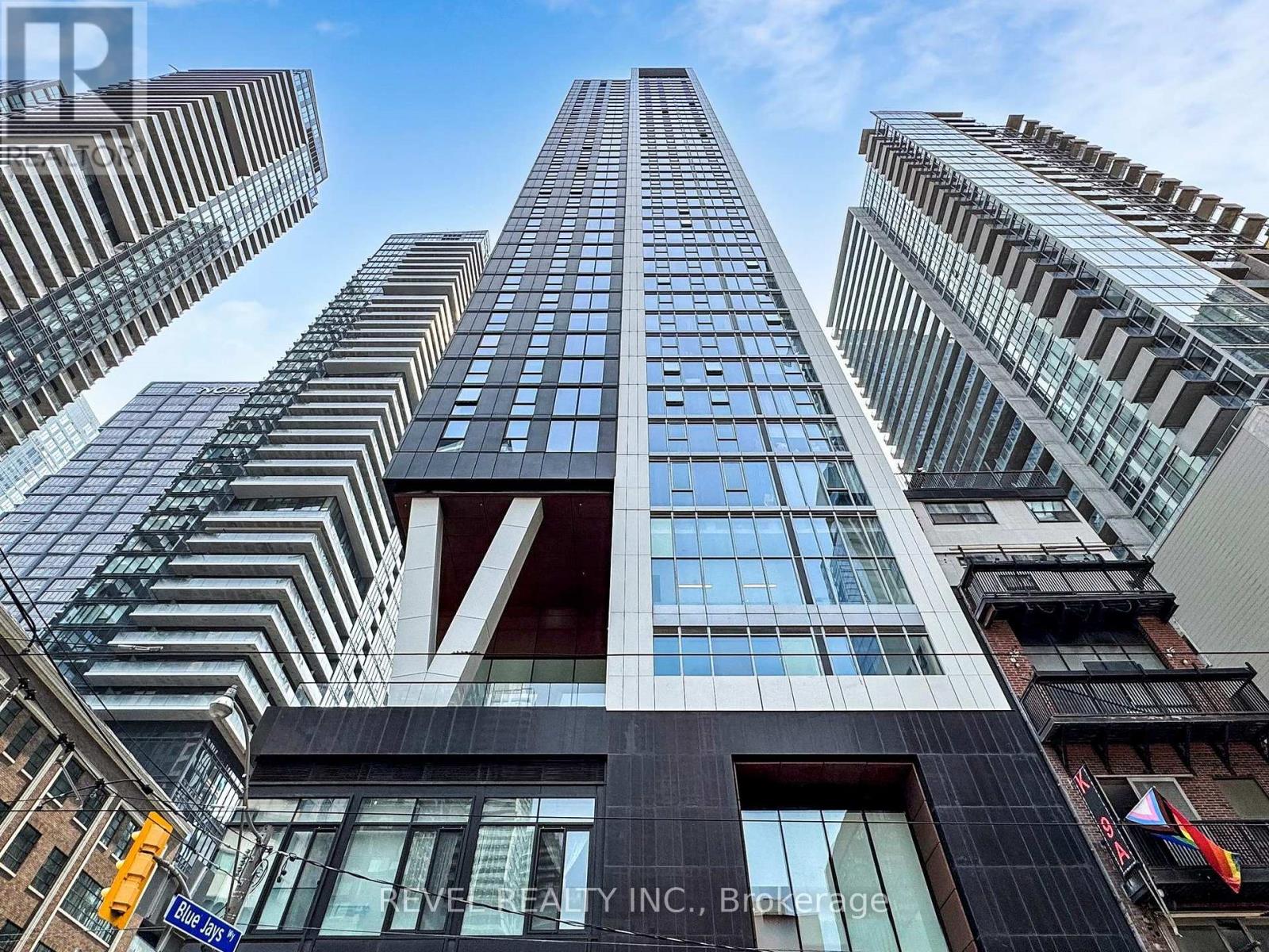 705 357 King St W, Toronto, ON M5V 0S7