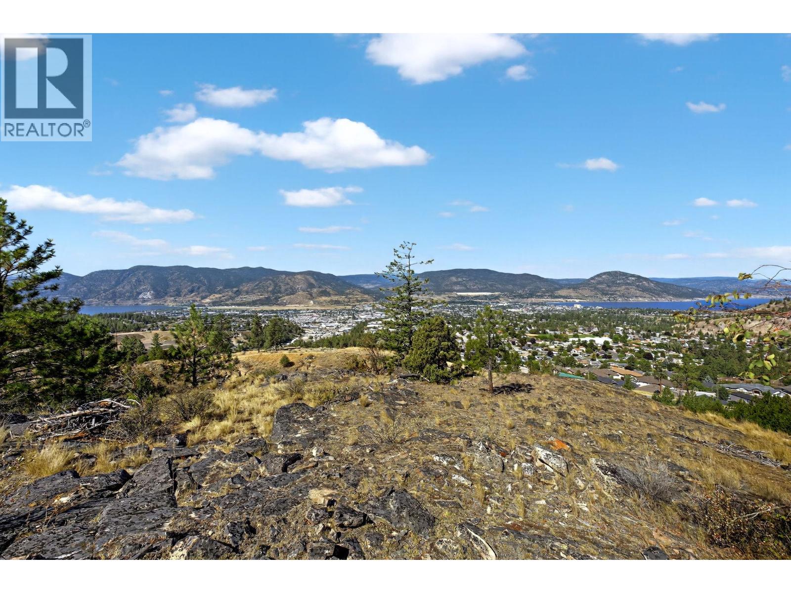 138 Saliken Dr, Penticton, BC V2A 8V6