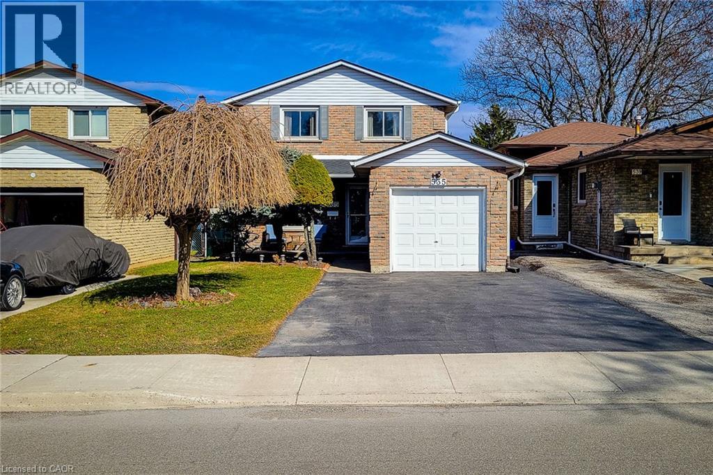 535 Upper Horning Rd, Hamilton, ON L9C 7P7
