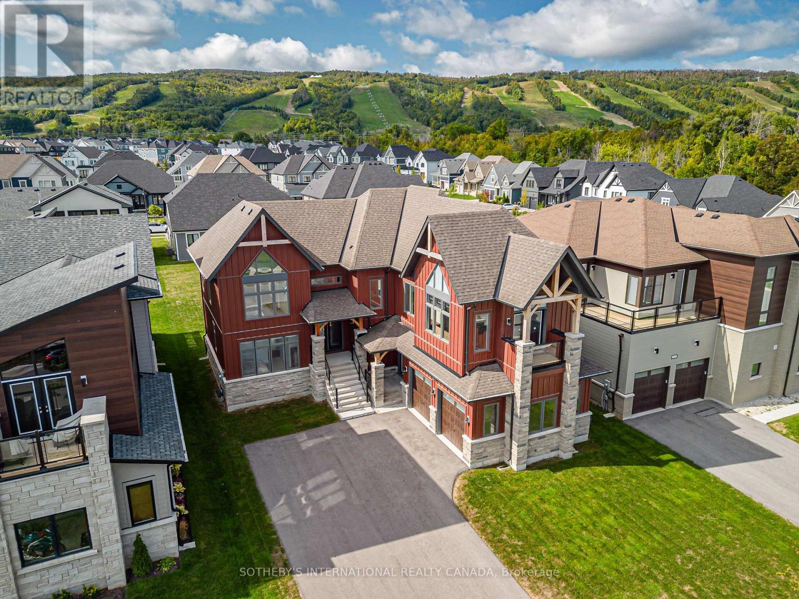 103 Stoneleigh Dr, Blue Mountains, ON L9Y 4P5