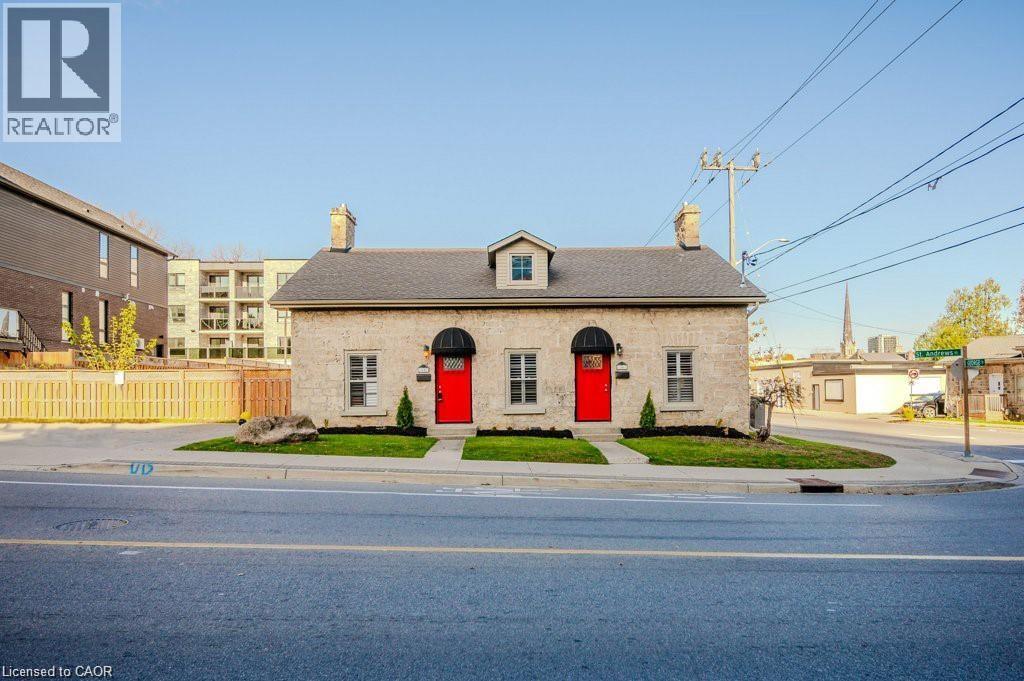 16-18 St Andrews St, Cambridge, ON N1S 1M4