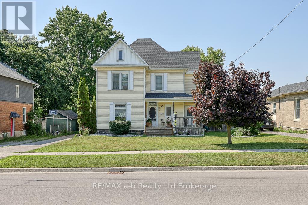 136 Charles St W, Ingersoll, ON N5C 2M1