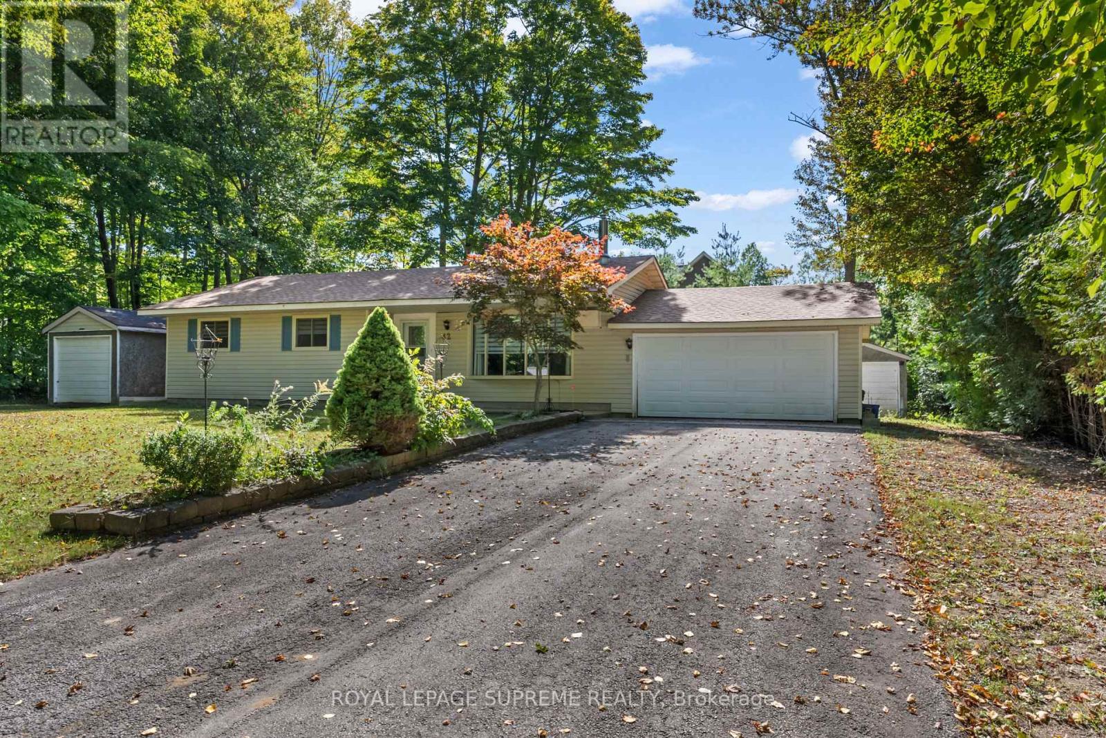 42 Birch St, South Bruce Peninsula, ON N0H 2G0