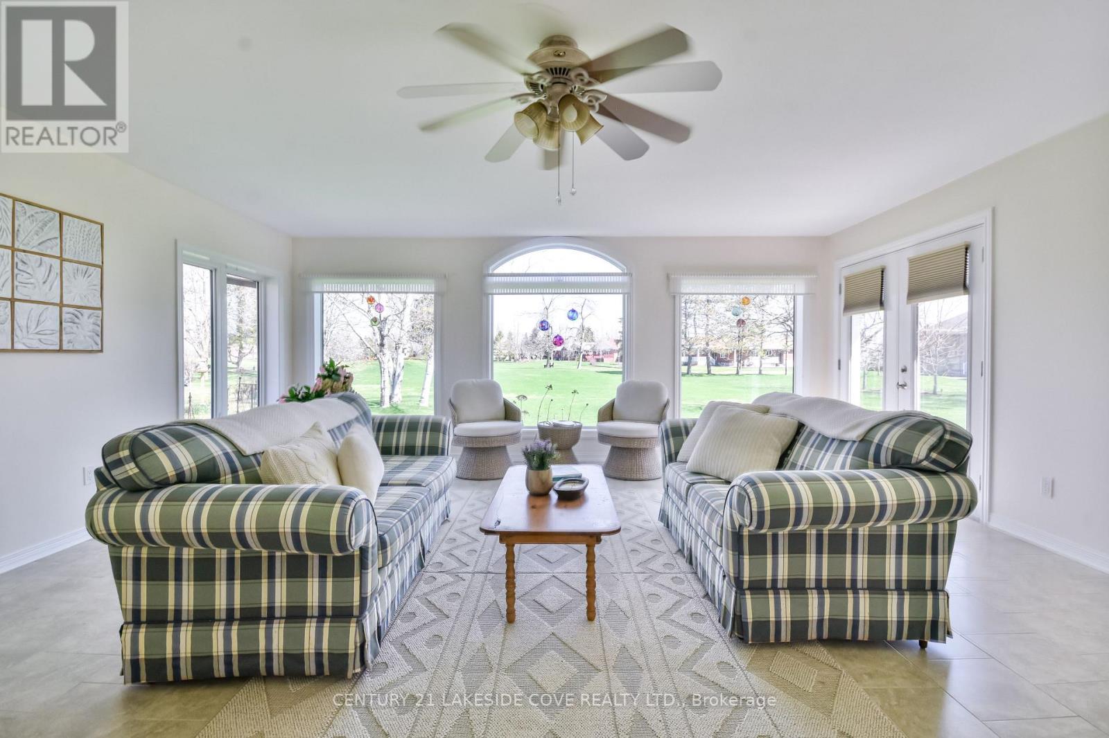 121 Bayshore Dr, Ramara, ON L0K 1B0