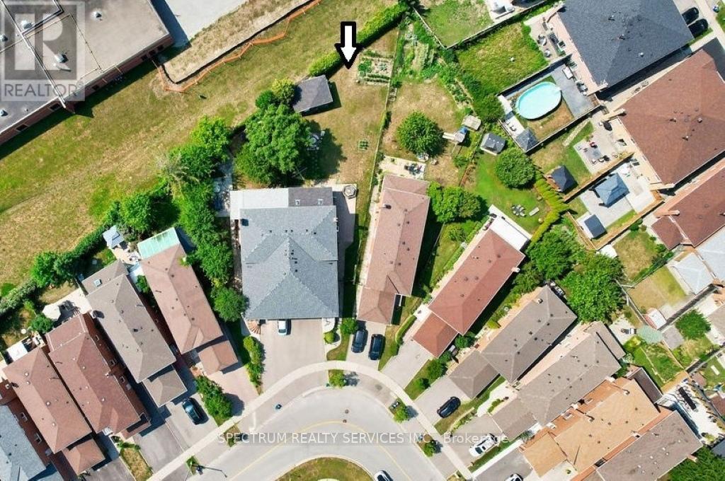 20 Terra Rd, Vaughan, ON L4L 3J5
