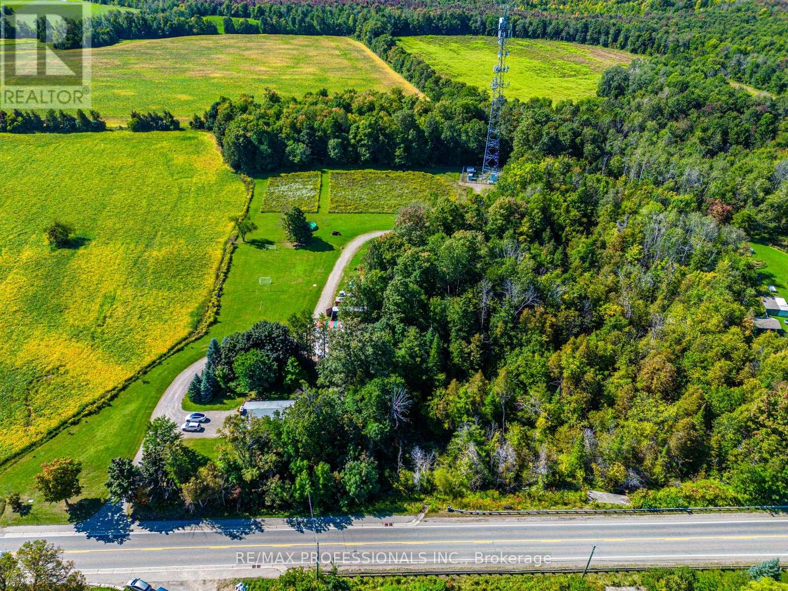 13908 Trafalgar Rd, Halton Hills, ON L7G 4S4