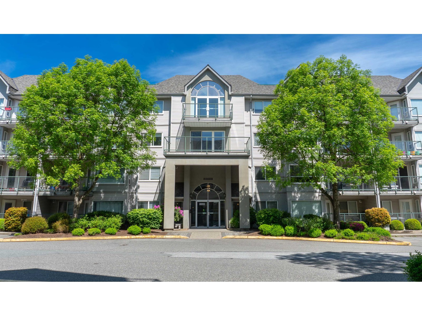 33688 King Road Unit 103, Abbotsford, BC V2S 7P9