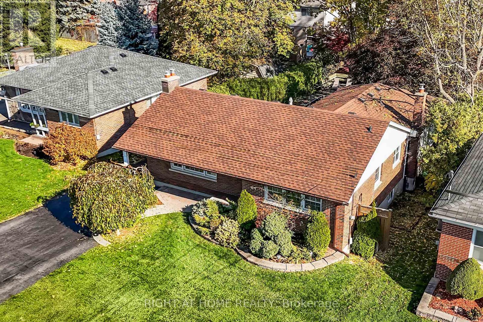 147 Liberty St N, Clarington, ON L1C 2M2