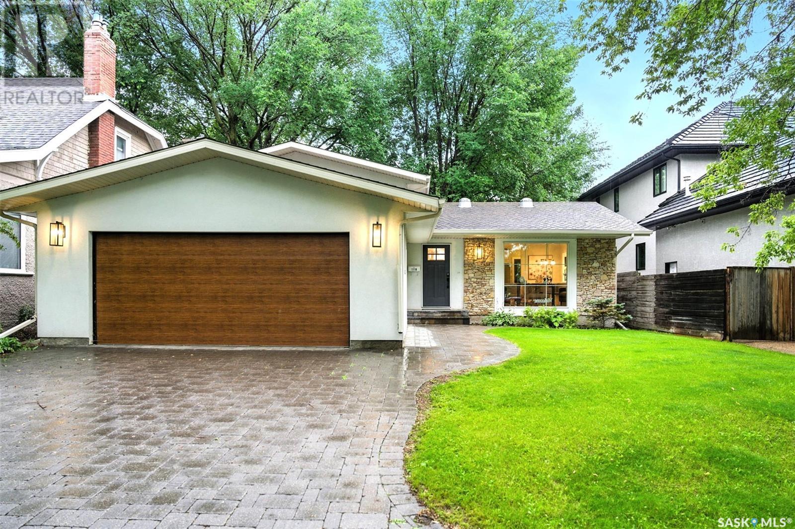 1116 Elliott St, Saskatoon, SK S7N 0V3