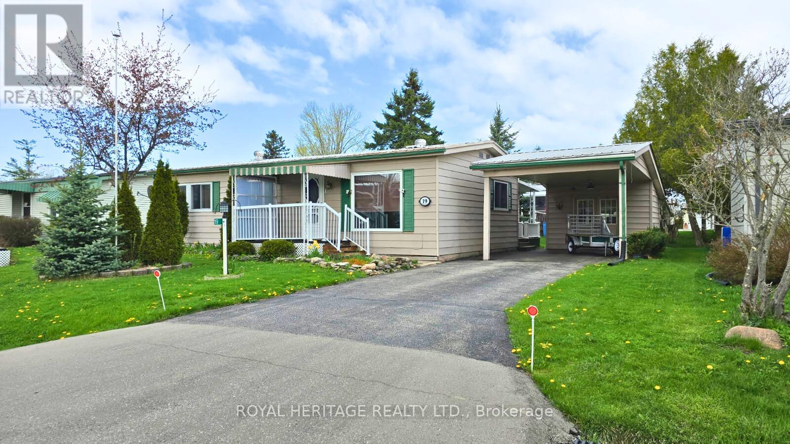 19 Park St, Kawartha Lakes Fenelon, ON K9V 4R1
