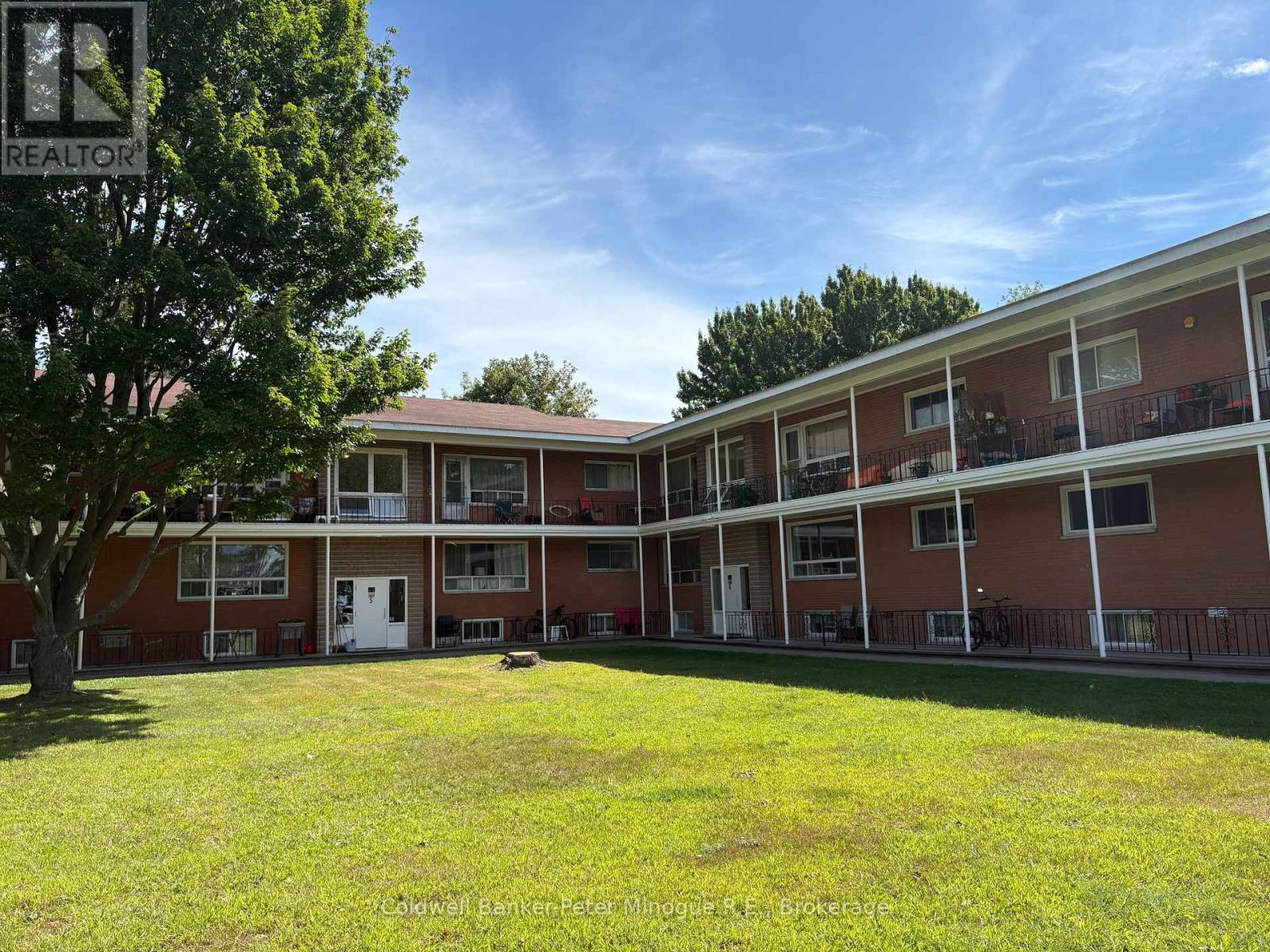 22 40 Judge Ave, North Bay, ON P1A 1B6