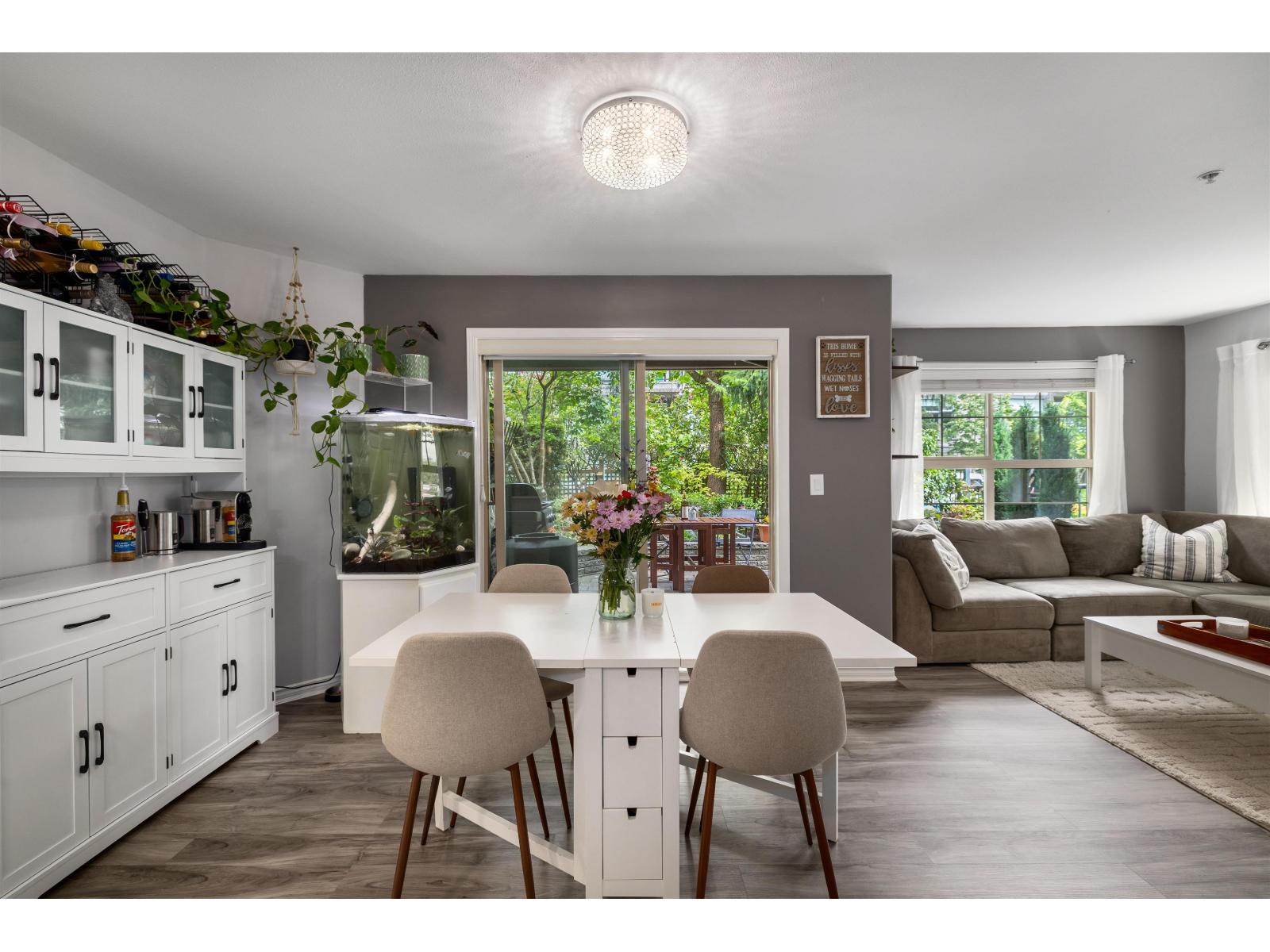 15325 17 Avenue Unit 103, Surrey, BC V4A 1T8