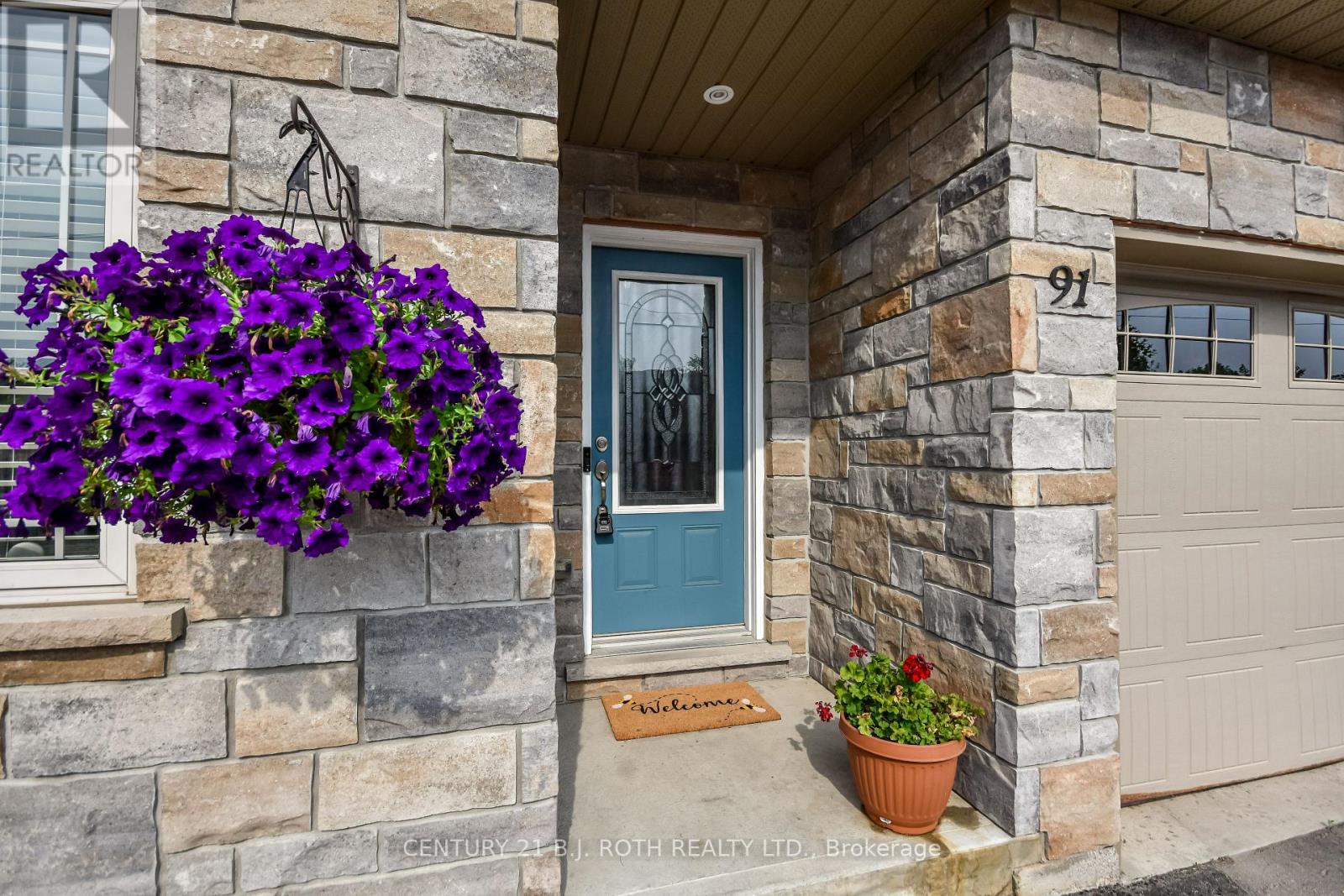 91 Lucy Ln, Orillia, ON L3V 7A8