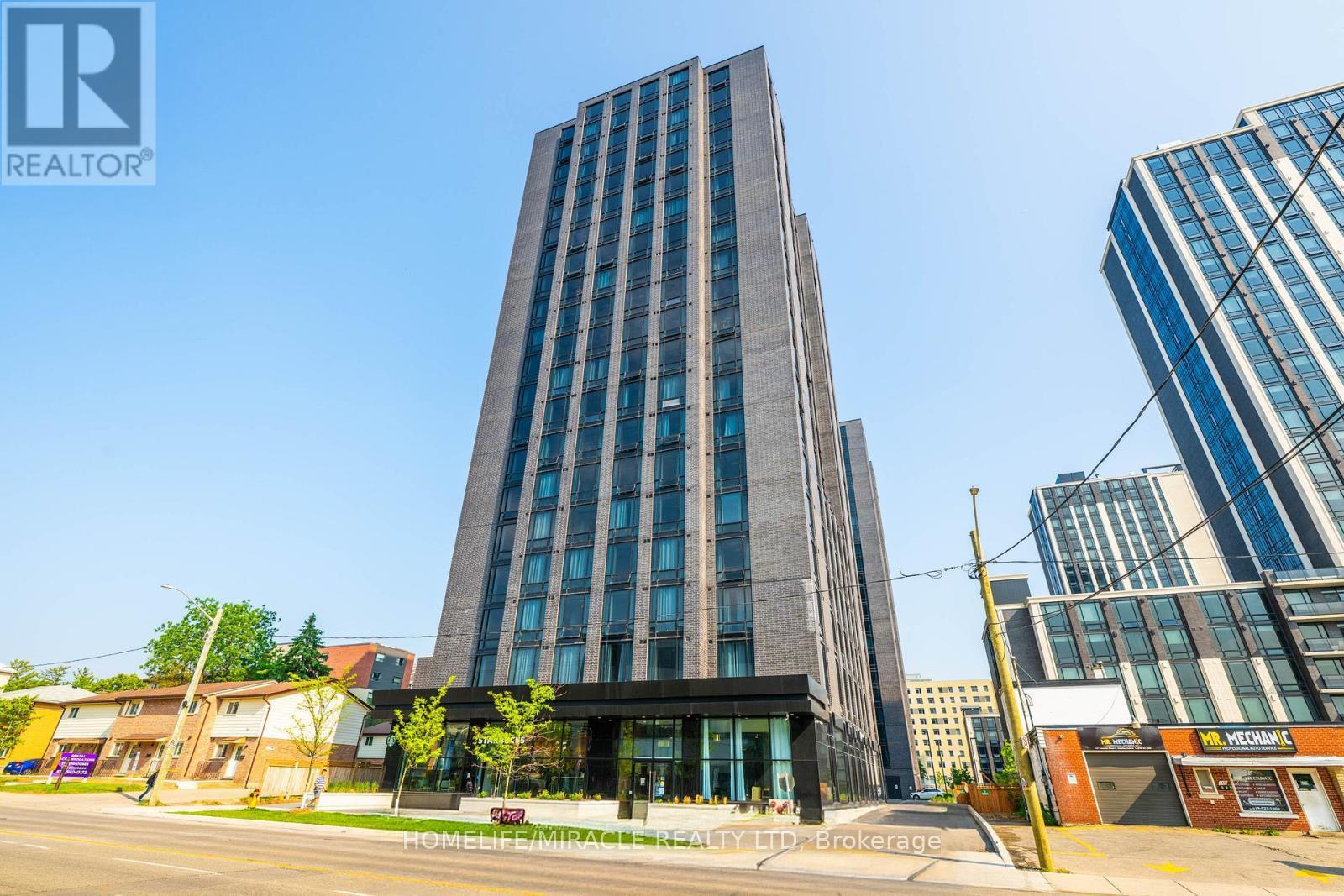 1711 145 Columbia St W, Waterloo, ON N2L 0K7