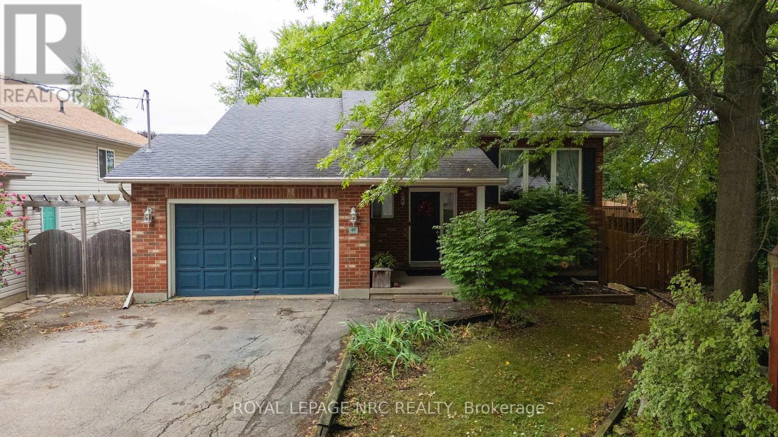 49 Admiral Rd, St. Catharines, ON L2P 1G7