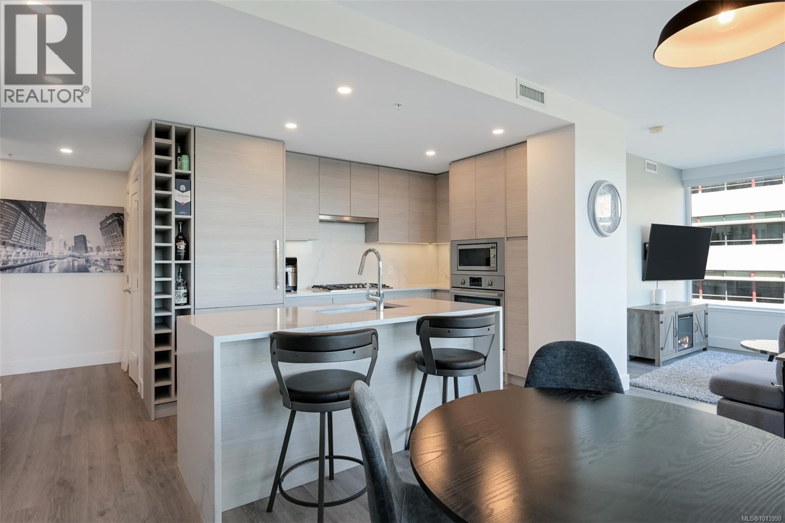 777 Herald St Unit 606 St, Victoria, BC V8T 0C7