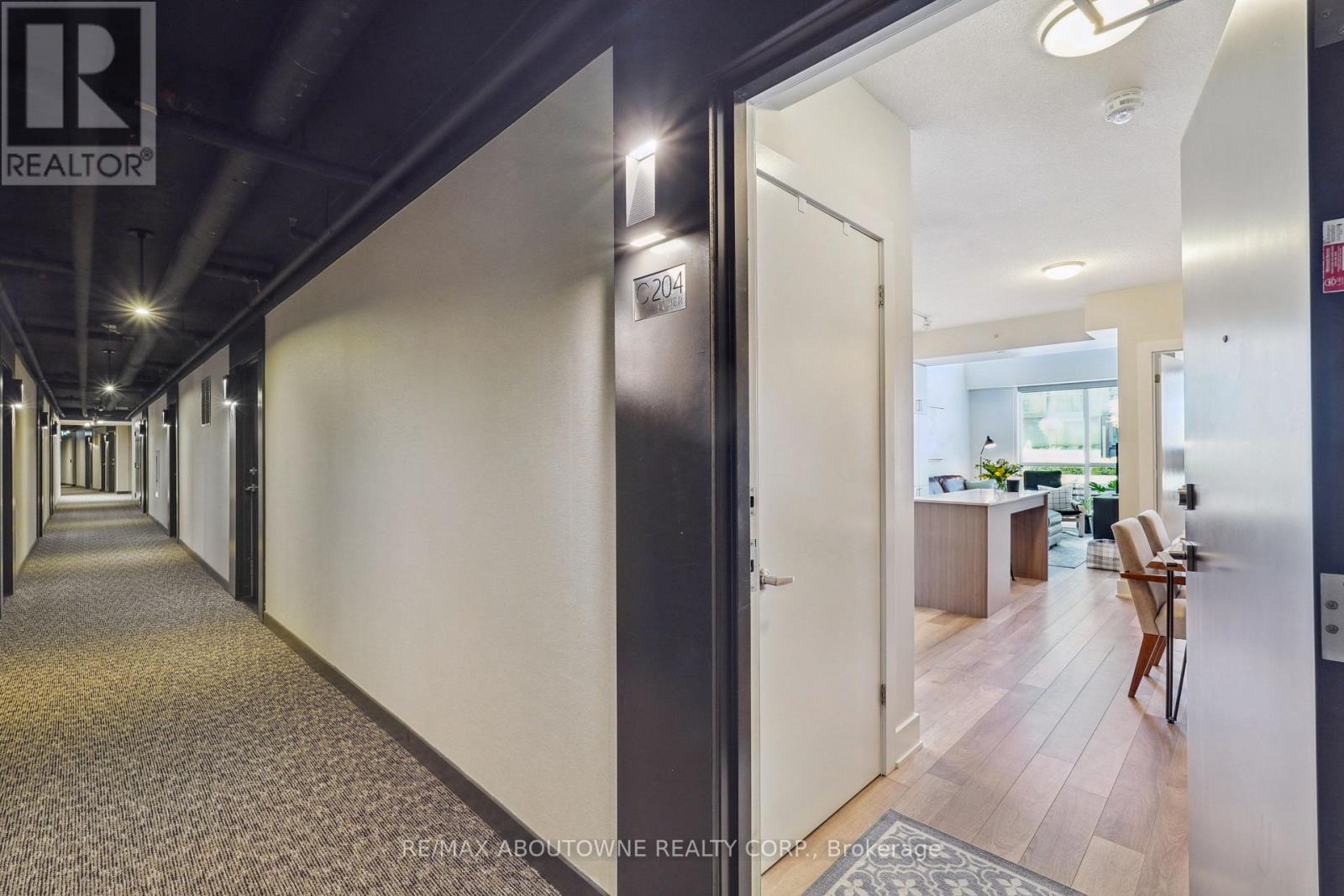 5260 Dundas St C204 St, Burlington Orchard, ON L7L 0J7