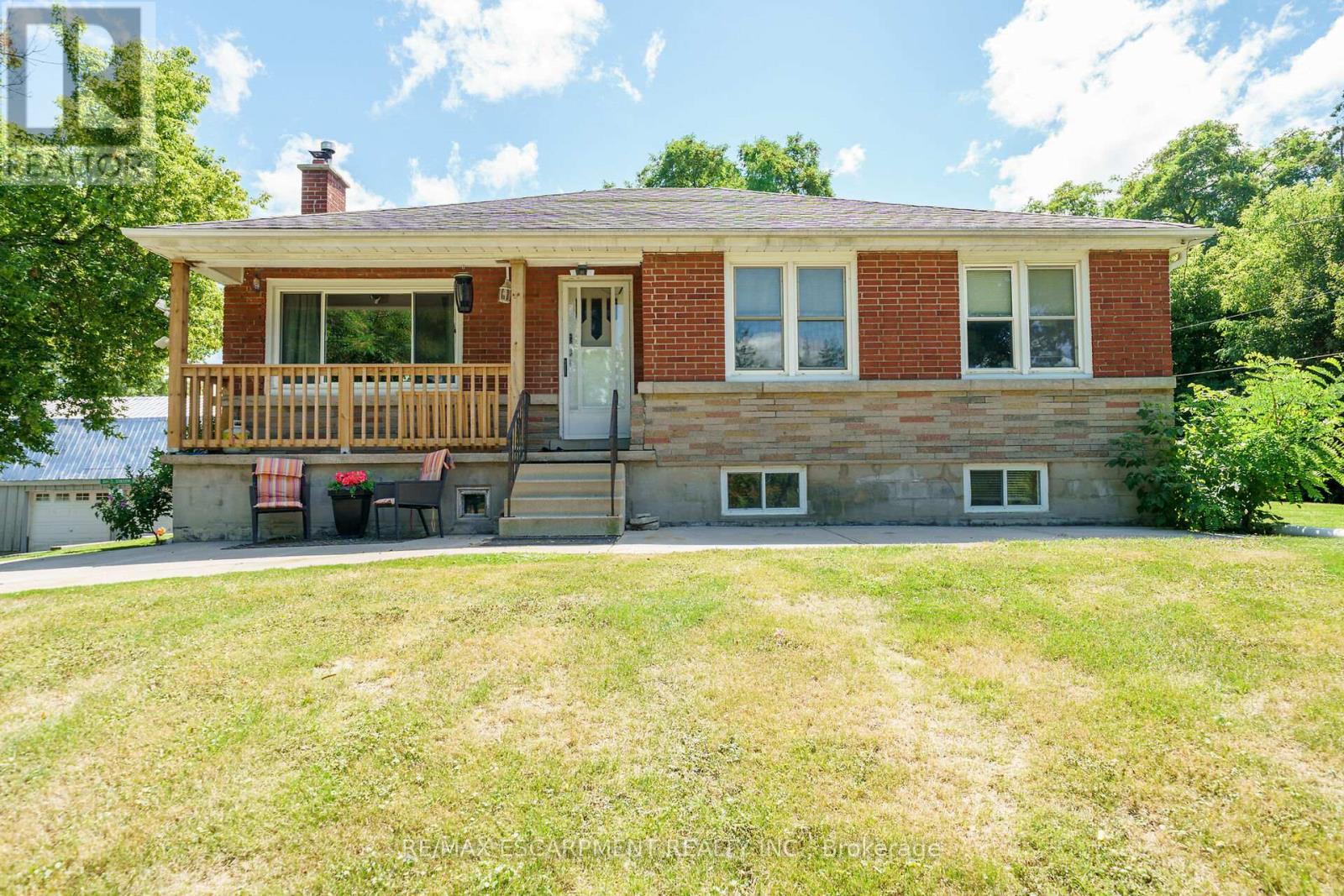 226 Carluke Rd E, Hamilton, ON L0R 1W0