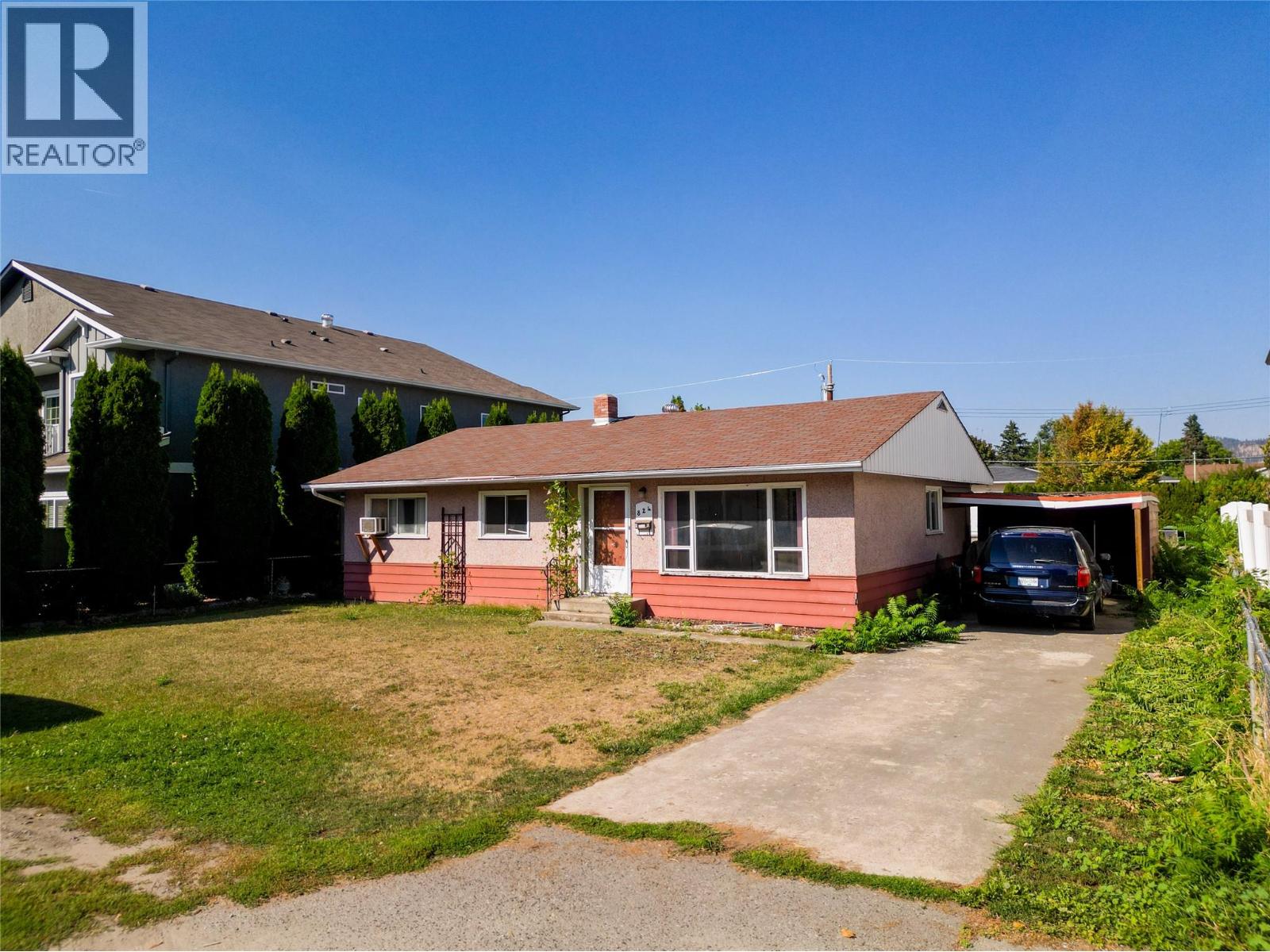 824 Grenfell Ave, Kelowna, BC V1Y 5J4