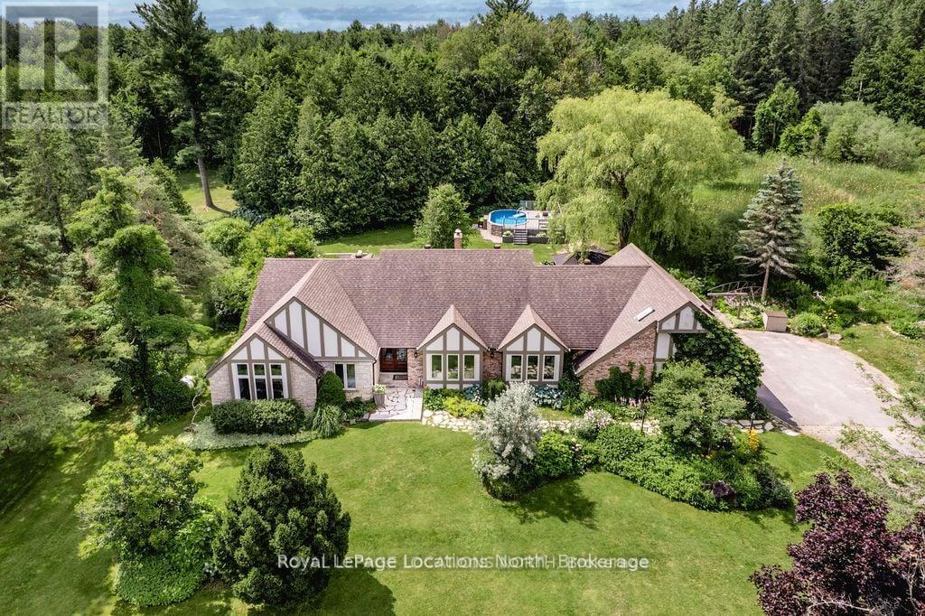 7 Purple Hill Ln, Clearview, ON L0M 1G0