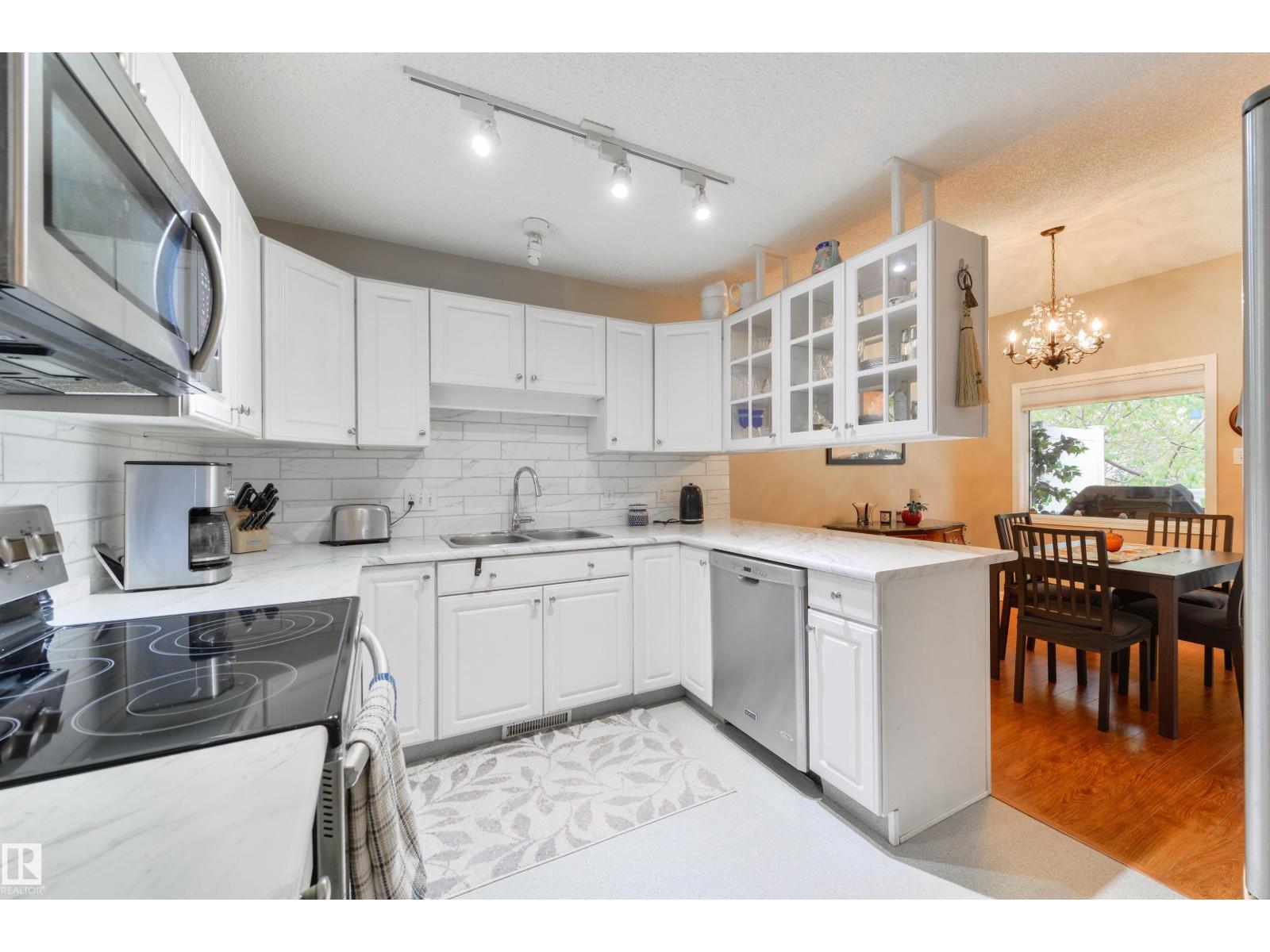 308 Jackson Road Northwest #unit 17, Edmonton, AB T6L 6W1
