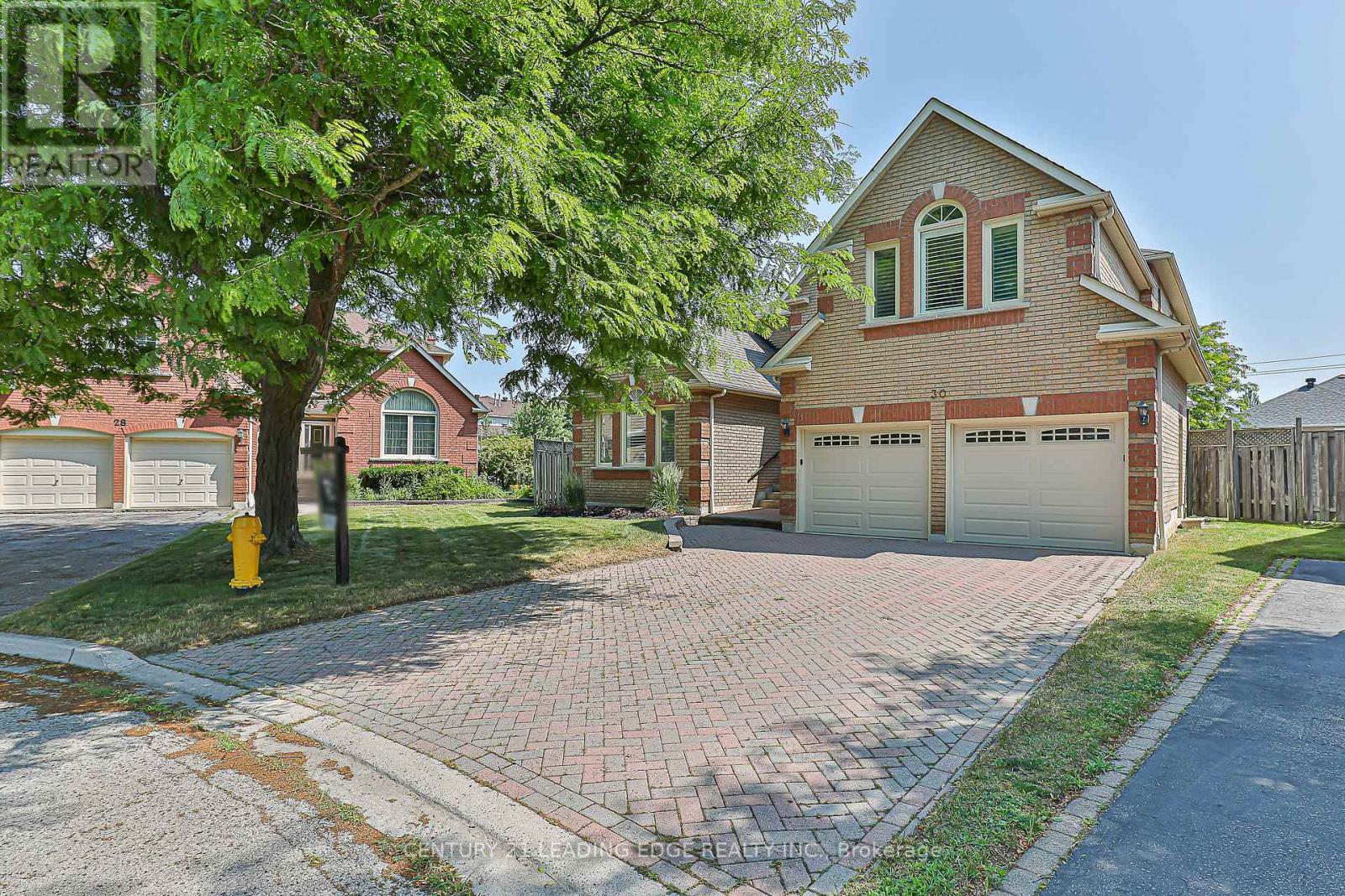 30 Wigston Ct, Whitby, ON L1R 2B9