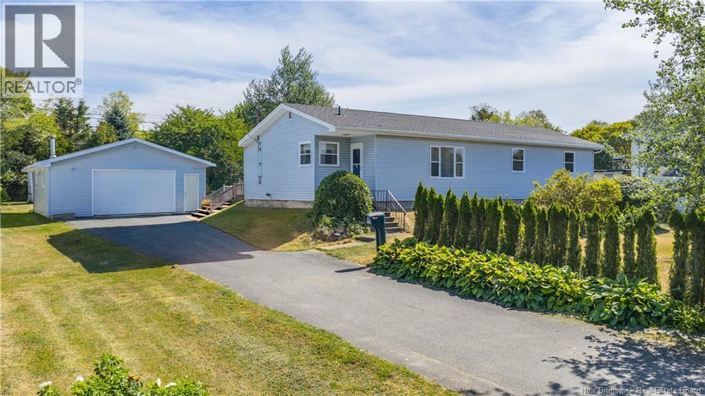 35 Bedell Rd, Saint John, NB E2P 1H1