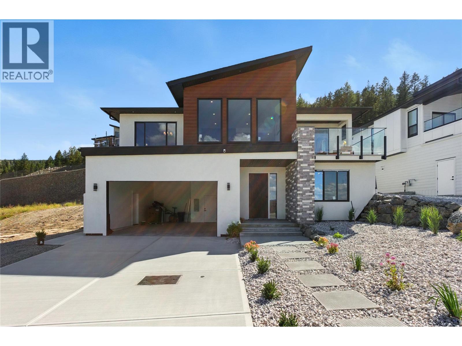2354 Coldwater Dr, Kamloops, BC V2E 0B3