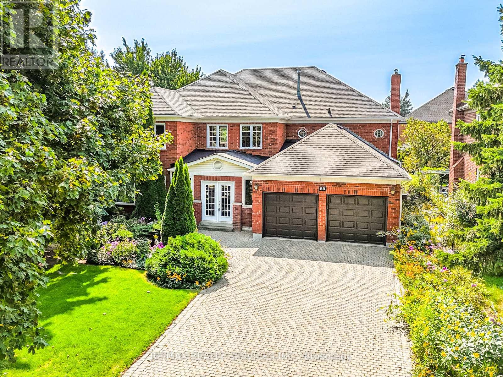 59 Chadwick Cres, Richmond Hill, ON L4B 2W1