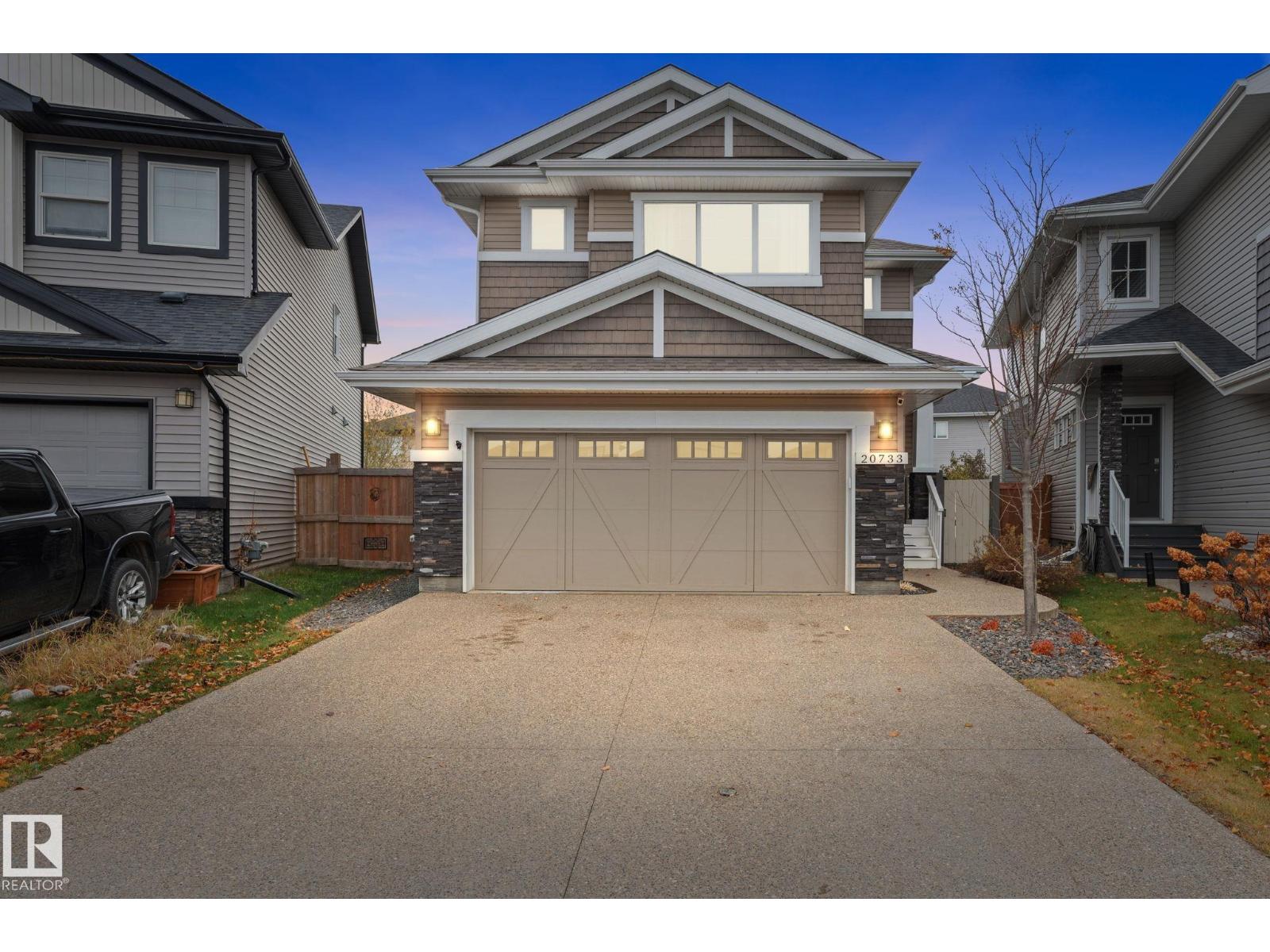 98 Av Nw Unit 20733 #a, Edmonton, AB T5T 7G2