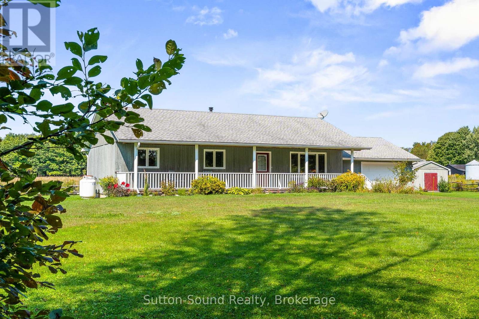 70384 Zion Church Rd, Georgian Bluffs, ON N0H 2T0